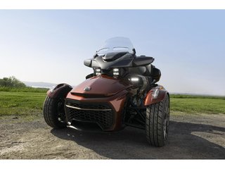 2026 Can-Am SPYDER F3 LIMITED SPECIAL SERIES in Charlemagne, Quebec - 3 - w320h240px
