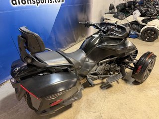 2016 Can-Am SPYDER F3-T LIMITED F3 in Charlemagne, Quebec - 6 - w320h240px
