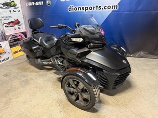 2016 Can-Am SPYDER F3-T LIMITED F3 in Charlemagne, Quebec - 2 - w320h240px