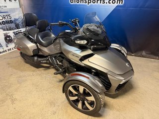 Can-Am SPYDER F3-T SE6  2017 à Charlemagne, Québec - 2 - w320h240px