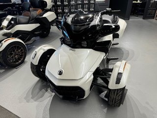 Can-Am SPYDER F3 T  2024 à Charlemagne, Québec - 2 - w320h240px