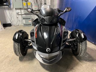 2013  SPYDER RS-S (SE5) in Charlemagne, Quebec - 6 - w320h240px