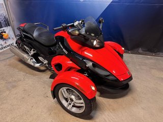 Can-Am SPYDER RS SM5  2009 à Charlemagne, Québec - 2 - w320h240px