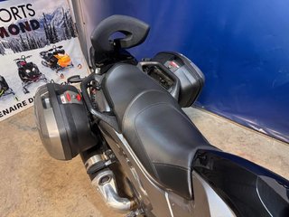 Can-Am SPYDER RSS SE5 RS-S  2011 à Charlemagne, Québec - 5 - w320h240px