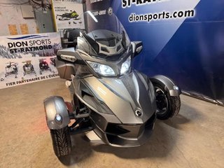 2011 Can-Am SPYDER RT BASE SM5 in Charlemagne, Quebec - 2 - w320h240px
