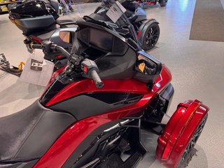 2024 Can-Am SPYDER RT LIMITED SE6 in Charlemagne, Quebec - 2 - w320h240px