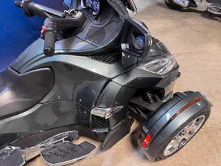 2019 Can-Am Spyder RT Limited in Charlemagne, Quebec - 4 - w320h240px