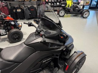 Can-Am SPYDER RT LIMITED  2026 à Charlemagne, Québec - 4 - w320h240px