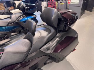 Can-Am SPYDER RT SEA TO SKY LIMITED  2025 à Charlemagne, Québec - 2 - w320h240px