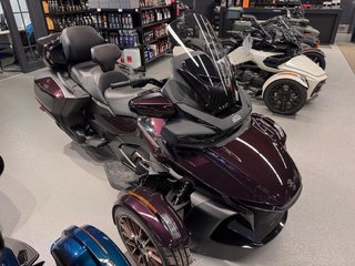 Can-Am SPYDER RT SEA TO SKY LIMITED  2025 à Charlemagne, Québec - 5 - w320h240px
