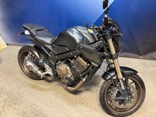 Honda CB650R CB 650  2021 à Charlemagne, Québec - 2 - w320h240px