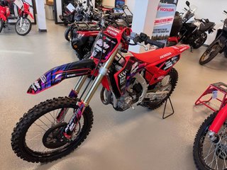 Honda CRF450RS  2025 à Charlemagne, Québec - 4 - w320h240px