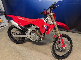 2025  CRF450RS in Charlemagne, Quebec - 2 - w320h240px