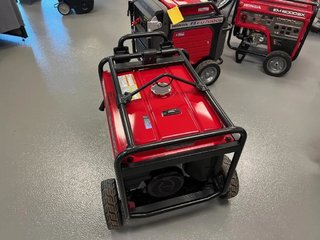 Honda Generatrice Honda EB6500XC3  2026 à Charlemagne, Québec - 3 - w320h240px