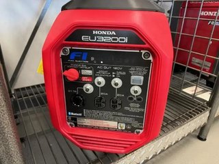 2025 Honda Generatrice Honda EU3200IC in Charlemagne, Quebec - 2 - w320h240px