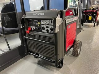 Honda Generatrice Honda EU7000ISCT1  2026 à Charlemagne, Québec - 3 - w320h240px