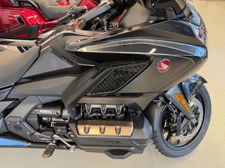 2026 Honda GoldWing 1800 DCT Tourer Gold Wing in Charlemagne, Quebec - 2 - w320h240px