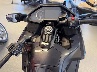 2026 Honda GoldWing 1800 DCT Tourer Gold Wing in Charlemagne, Quebec - 5 - w320h240px