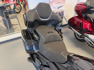 2026 Honda GoldWing 1800 DCT Tourer Gold Wing in Charlemagne, Quebec - 3 - w320h240px