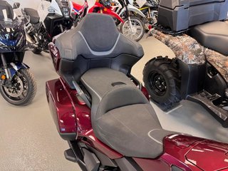 2023 Honda GOLDWING 1800 TOUR 50E DCT in Charlemagne, Quebec - 3 - w320h240px