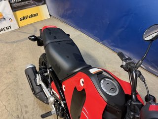 Honda Grom 125 MSX125  2023 à Charlemagne, Québec - 5 - w320h240px