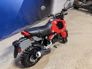 Honda Grom 125 MSX125  2023 à Charlemagne, Québec - 6 - w320h240px