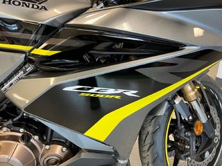 2023 Honda CBR500 CBR 500 in Charlemagne, Quebec - 2 - w320h240px