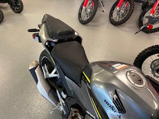 2023 Honda CBR500 CBR 500 in Charlemagne, Quebec - 4 - w320h240px