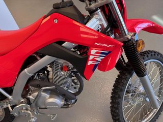 2025 Honda CRF125FB in Charlemagne, Quebec - 3 - w320h240px