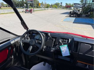 2026 Honda Pioneer 1000 3 places in Charlemagne, Quebec - 6 - w320h240px