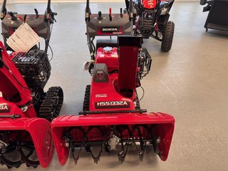 Honda Souffleuse Honda HSS1332CTD  2025 à Charlemagne, Québec - 2 - w320h240px