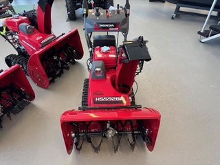 Honda Souffleuse Honda HSS928CTD  2024 à Charlemagne, Québec - 2 - w320h240px