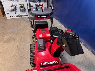 Honda Souffleuse HSS928CTD  2025 à Charlemagne, Québec - 4 - w320h240px