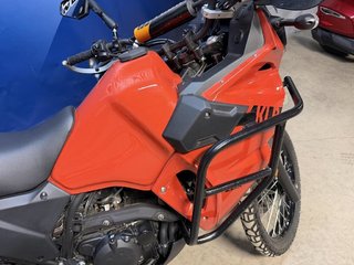 Kawasaki KLR650  2022 à Charlemagne, Québec - 4 - w320h240px