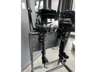 Mercury 2.5 hp MH  4temps  2023 à Charlemagne, Québec - 3 - w320h240px