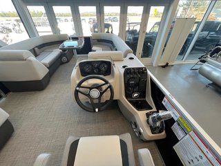 Princecraft VECTRA 21 L 60 hp CT ( Rabais de 2475$ et 7 ans Mercury)  2025 à Charlemagne, Québec - 3 - w320h240px