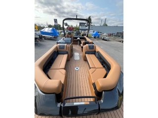 Princecraft VOGUE 27 RL 500 Racing( Rabais 67 000$ )  2025 à Charlemagne, Québec - 3 - w320h240px