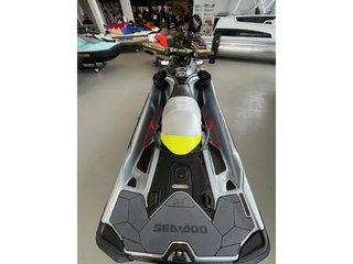 Sea-Doo RXT X 325 ( Rabais de 1250$)  2025 à Charlemagne, Québec - 5 - w320h240px