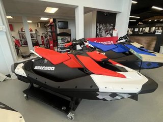 Sea-Doo SPARK TRIXX 3 PLACE  2026 à Charlemagne, Québec - 2 - w320h240px