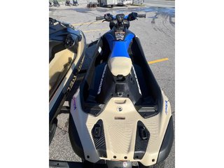 2025 Sea-Doo SPARK TRIXX 3 PLACES Audio ( 4 heures ) in Charlemagne, Quebec - 5 - w320h240px