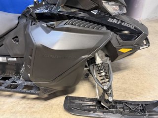Ski-Doo EXPEDITION SE 900 ACE  2022 à Charlemagne, Québec - 4 - w320h240px