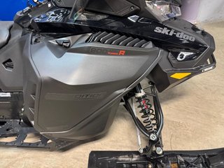 2024 Ski-Doo EXPEDITION SE 900 TURBO R in Charlemagne, Quebec - 4 - w320h240px