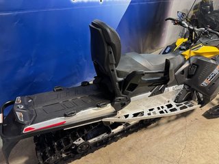 Ski-Doo Expedition Sport 900 ACE  2023 à Charlemagne, Québec - 6 - w320h240px