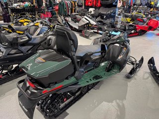 Ski-Doo GRAND TOURING 900 ACE LUXURY  2024 à Charlemagne, Québec - 4 - w320h240px