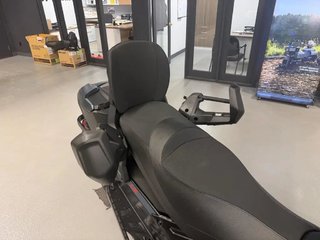 2026 Ski-Doo GRAND TOURING LE PLATINIUM 900 in Charlemagne, Quebec - 2 - w320h240px