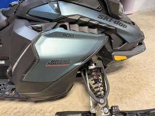 Ski-Doo GRAND TOURING LE PLATINUM 900 ACE  2026 à Charlemagne, Québec - 4 - w320h240px