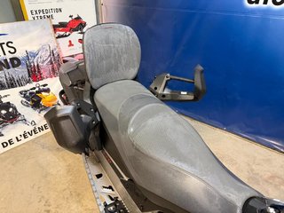 Ski-Doo GRAND TOURING LIMITED 900  2023 à Charlemagne, Québec - 5 - w320h240px