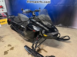 Ski-Doo MXZ X 850  2021 à Charlemagne, Québec - 2 - w320h240px
