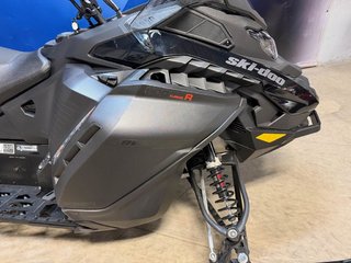 Ski-Doo RENEGADE ADRENALINE 900 ACE TURBO R  2026 à Charlemagne, Québec - 4 - w320h240px