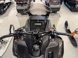 Ski-Doo RENEGADE ADRENALINE 900 ACE  2026 à Charlemagne, Québec - 5 - w320h240px